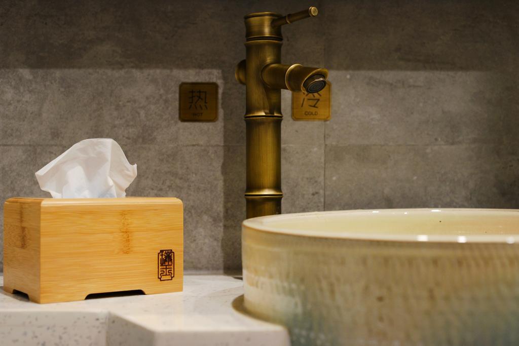 Hangzhou Puyu Travelling With Hotel Zewnętrze zdjęcie