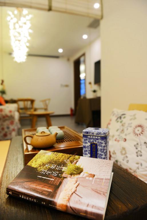 Hangzhou Puyu Travelling With Hotel Zewnętrze zdjęcie